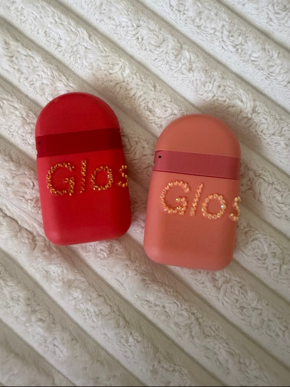 Glossier Hand crème- Red and Coral